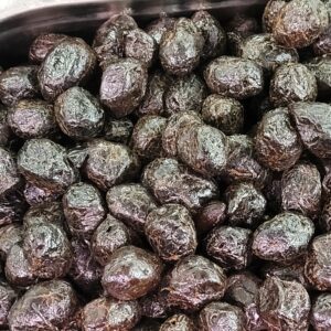 Olives façon grec du Maroc avec noyaux